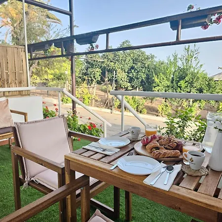 Beautiful Sea View And Pool Atalaya A2, Apartment